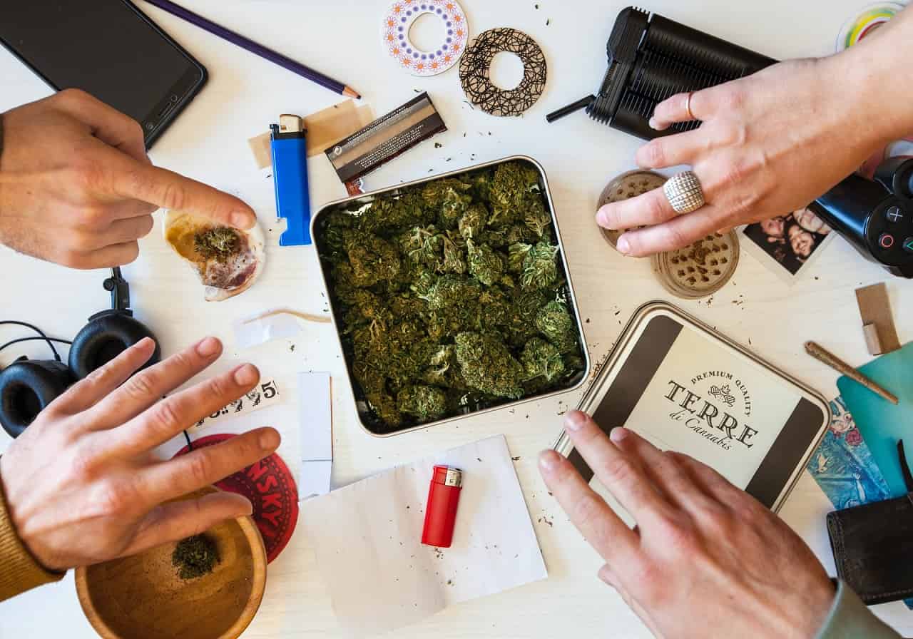 how to start cannabusiness featured image
